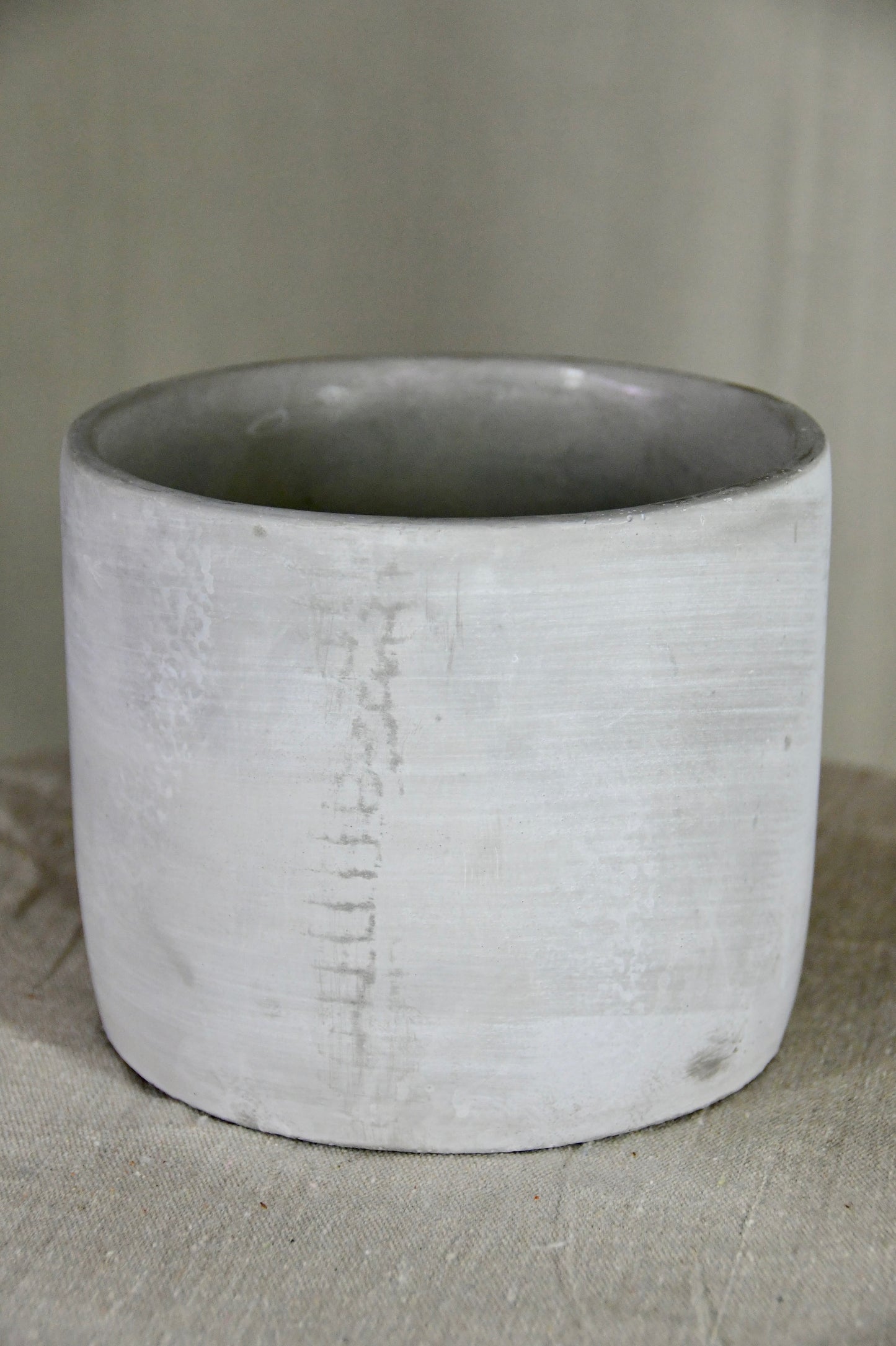 Avenue 6" Cement Cylinder