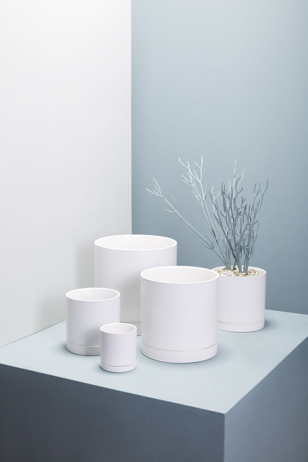 4.25" Romey Pot + Saucer White