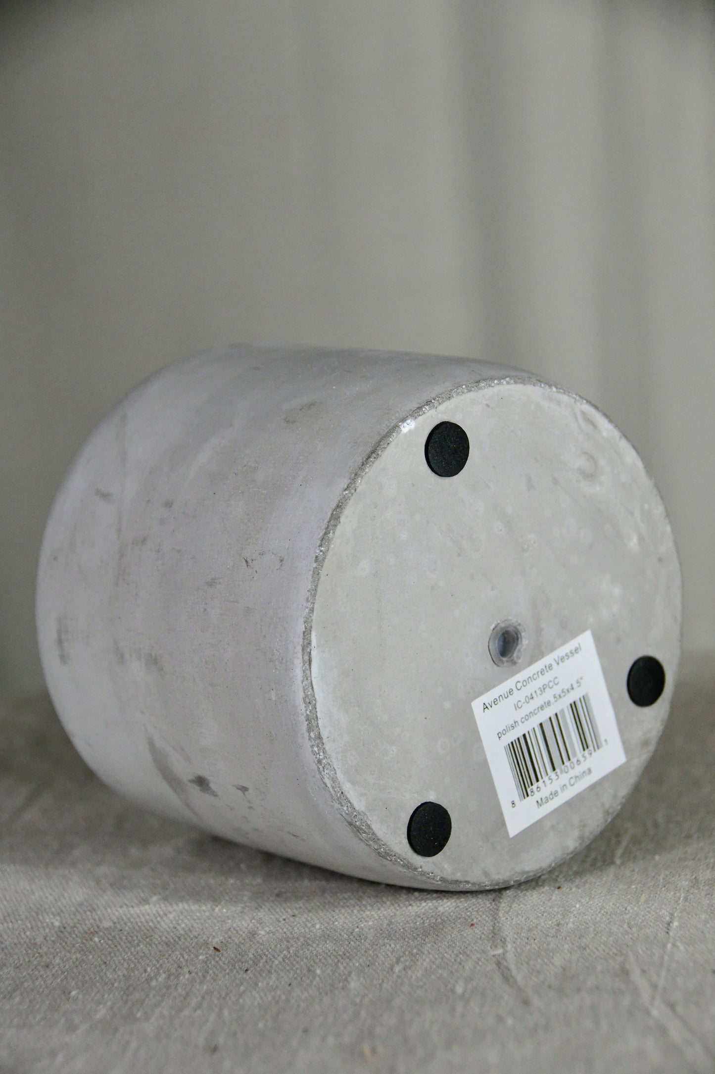 Avenue 4.5" Cement Cylinder